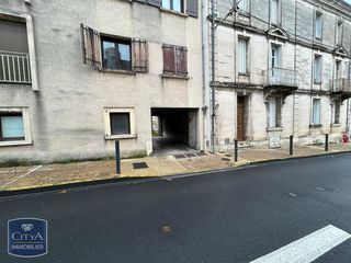  Parking / Garage � vendre 12 m�