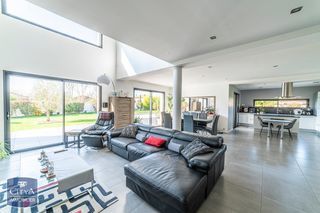  Maison � vendre 5 pi�ces 200 m�