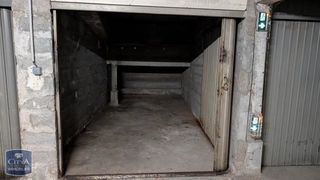  Parking / Garage � vendre 