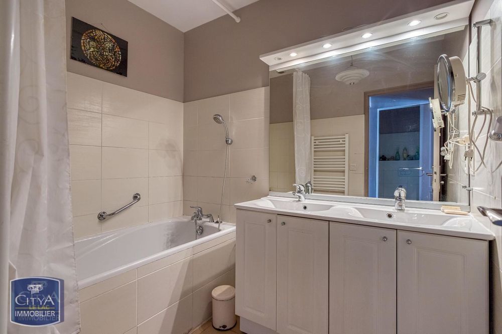 � vendre  Appartement Annecy (74000)