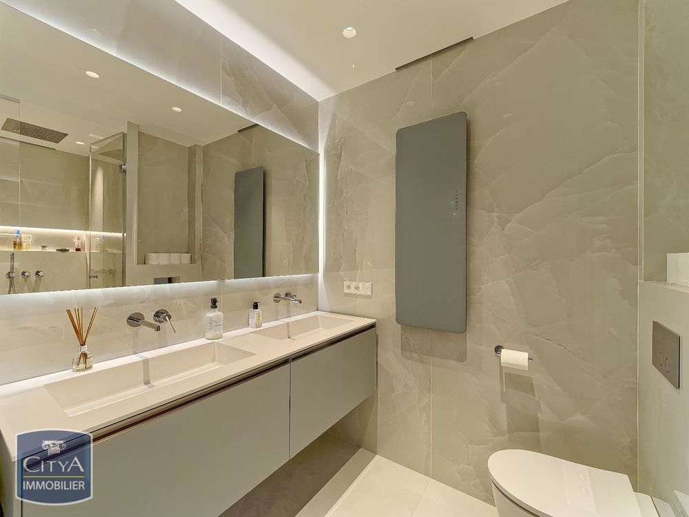 � vendre  Appartement Saint-Jean-Cap-Ferrat (06230)