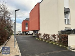  Parking / Garage � vendre 
