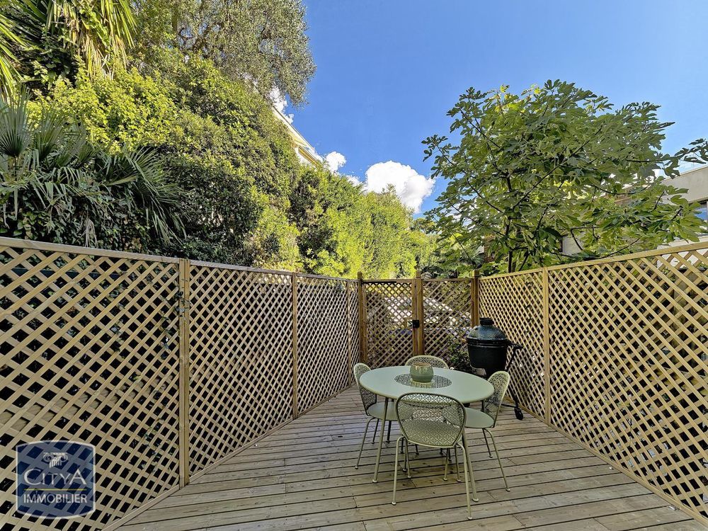 � vendre  Appartement Saint-Jean-Cap-Ferrat (06230)