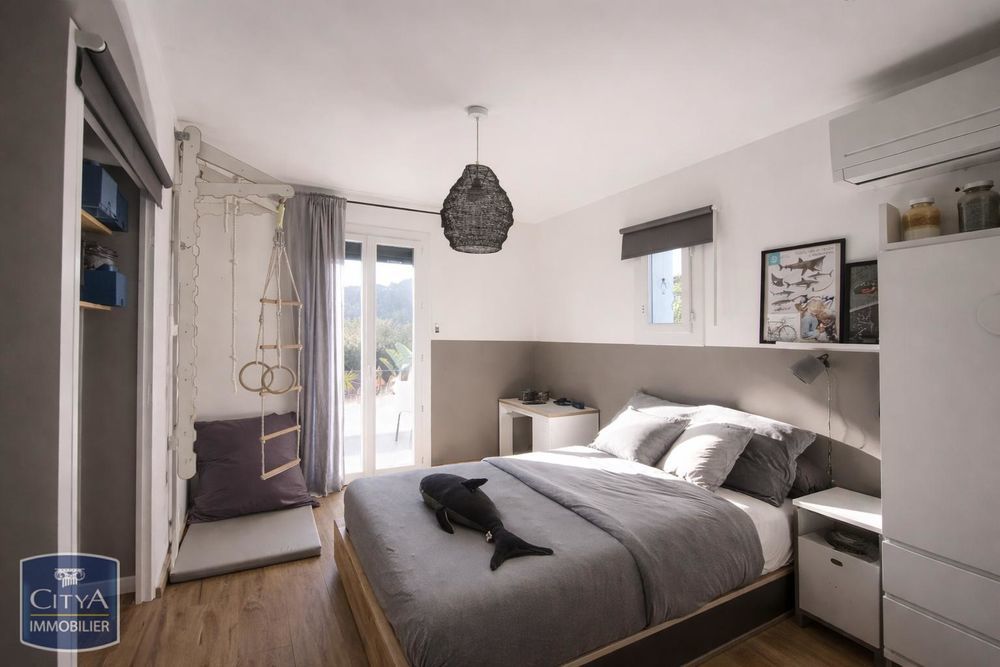 � vendre  Villa Mandelieu-la-Napoule (06210)