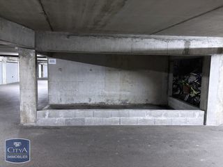  Parking / Garage � vendre 