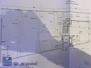  Immeuble � vendre 566 m�