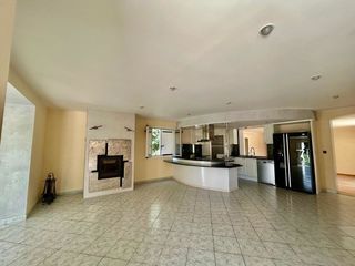  Maison � vendre 5 pi�ces 200 m�