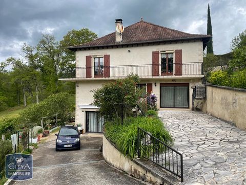  Vente Maison Maison - 10 pi�ce(s) - 311 m�