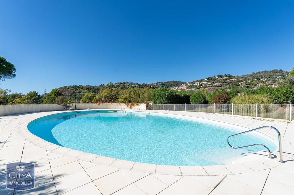 � vendre  Maison Mandelieu-la-Napoule (06210)