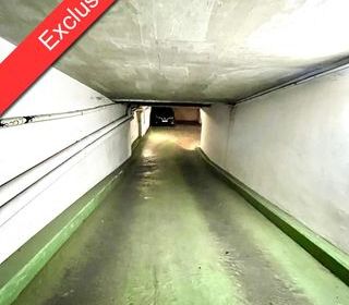  Parking / Garage � vendre 12 m�