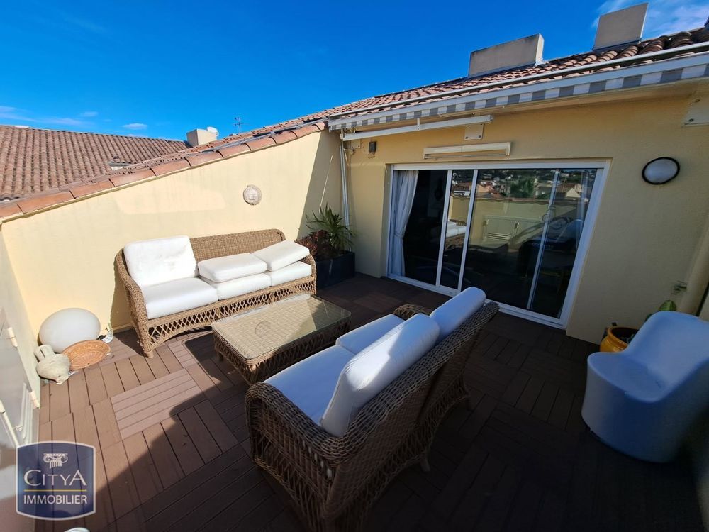 � vendre  Appartement Sanary-sur-Mer (83110)