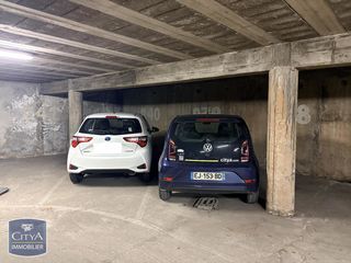  Parking / Garage � vendre 