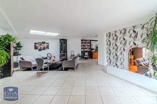  Maison � vendre 9 pi�ces 232 m�