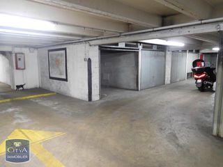  Parking / Garage � vendre 