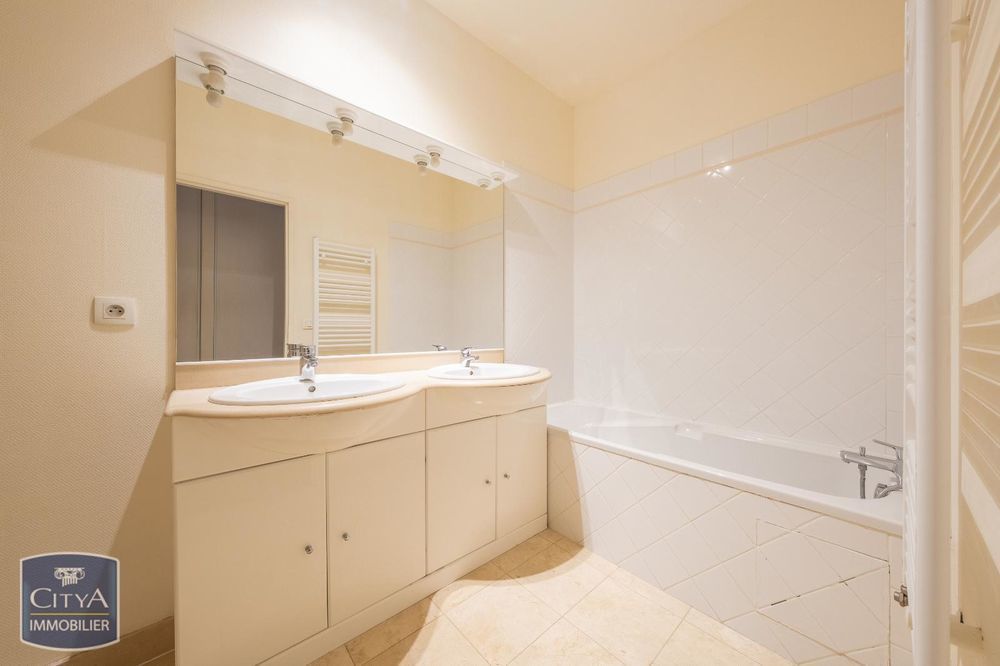 � vendre  Appartement Bordeaux (33000)