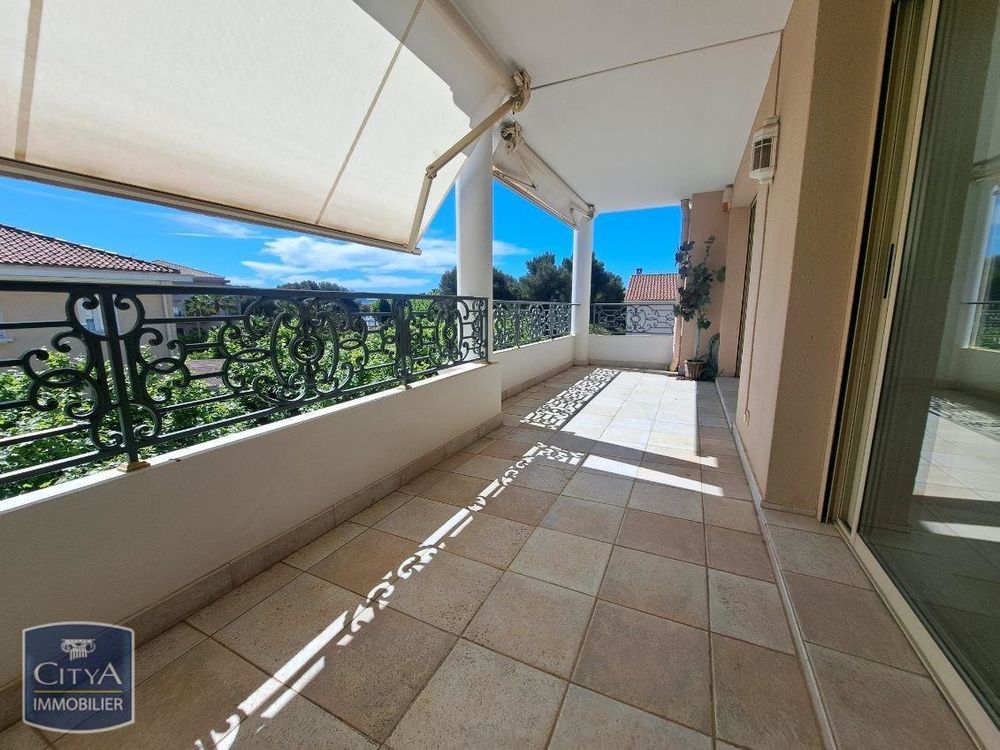� vendre  Appartement Sanary-sur-Mer (83110)
