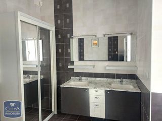  Maison � vendre 6 pi�ces 194 m�