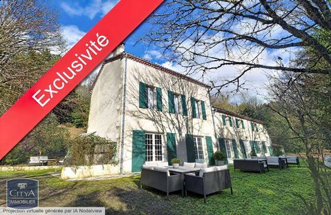   Vente Maison Maison - 10 pi�ce(s) - 300 m�