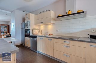  Appartement � vendre 4 pi�ces 146 m�