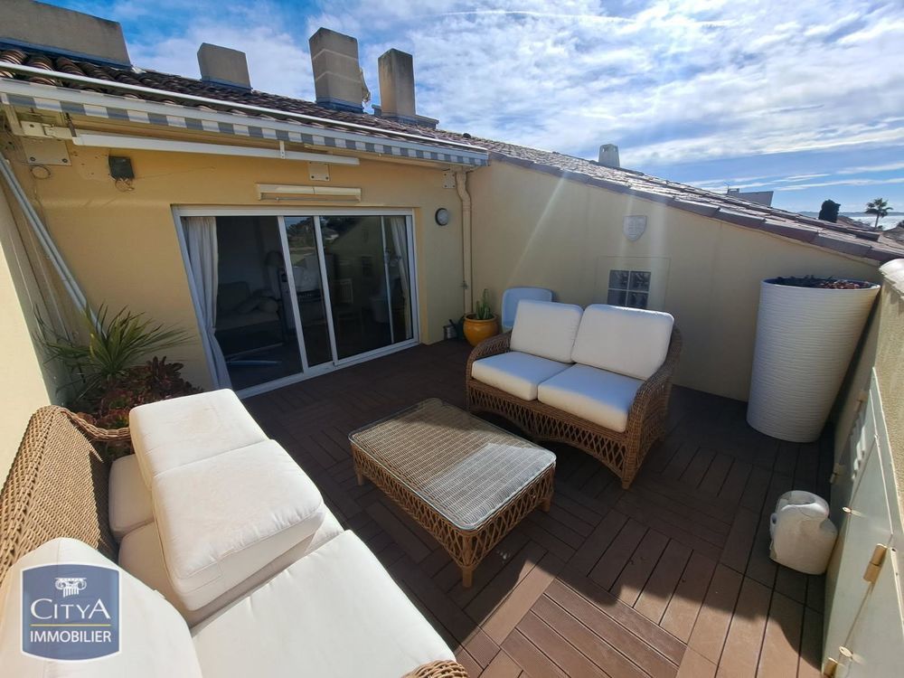 � vendre  Appartement Sanary-sur-Mer (83110)