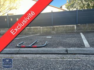  Parking / Garage � vendre 