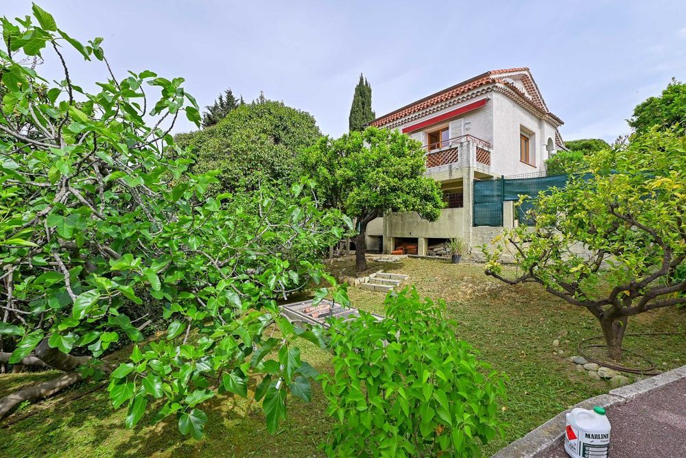 � vendre  Villa Nice (06200)