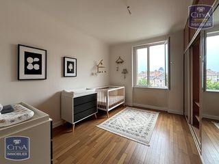  Appartement � vendre 5 pi�ces 141 m�