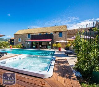  Maison � vendre 8 pi�ces 310 m�