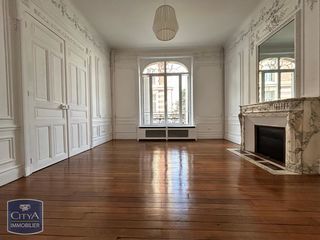  Maison � vendre 9 pi�ces 260 m�