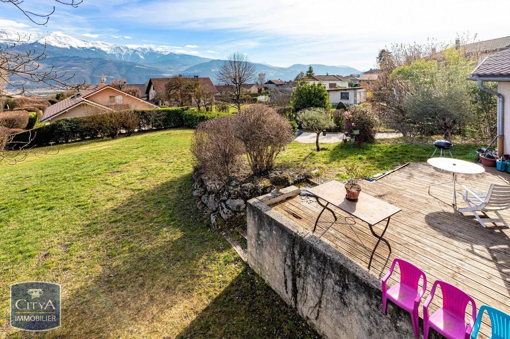 � vendre  Maison Saint-Ismier (38330)
