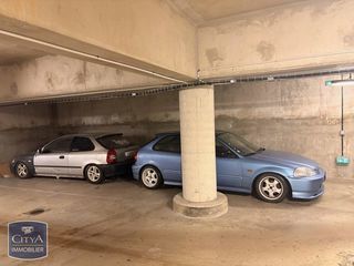  Parking / Garage � vendre 15 m�