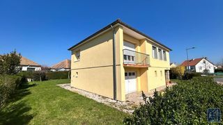  Villa � vendre 7 pi�ces 150 m�