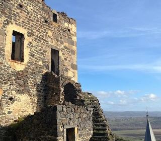  Propri�t�/ch�teau � vendre 200 m�