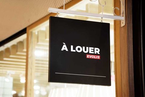 Locaux commerciaux - A LOUER - 88 m² non divisibles 2450 92210 Saint cloud