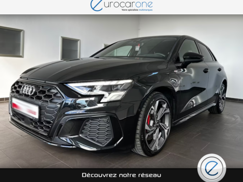 Audi A3 45 TFSI e 245 ch S Line - Volant m&eacute;plat - autres mod&egrave;les dis 2022 occasion Lyon 69007
