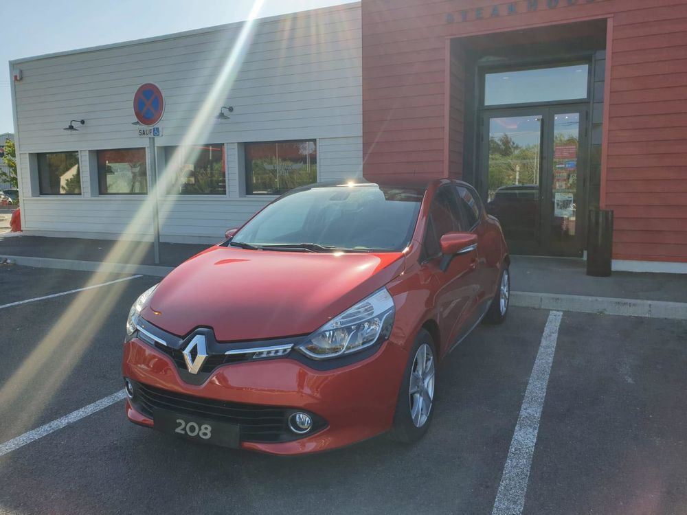 Renault - Clio IV - 2015 TCE 90 ENERGY ECO2 Intens - Salon ...