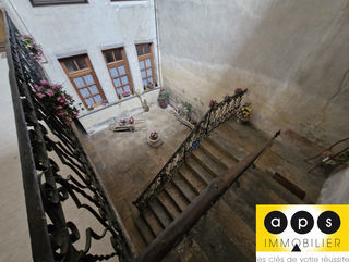  Immeuble � vendre 11 pi�ces 214 m�