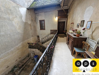  Immeuble � vendre 11 pi�ces 214 m�