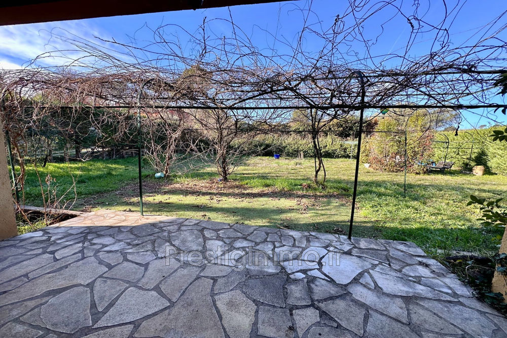 � vendre  Maison Roquefort-les-Pins (06330)