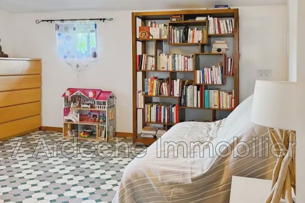 � vendre  Maison Villeneuve-de-Berg (07170)