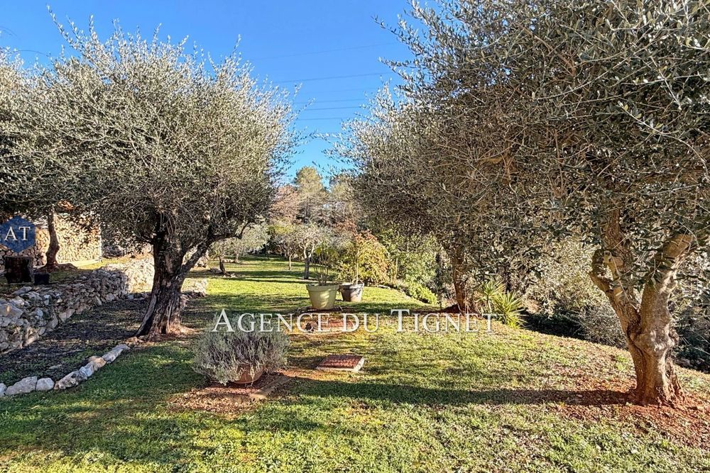 � vendre  Maison Saint-C�zaire-sur-Siagne (06530)