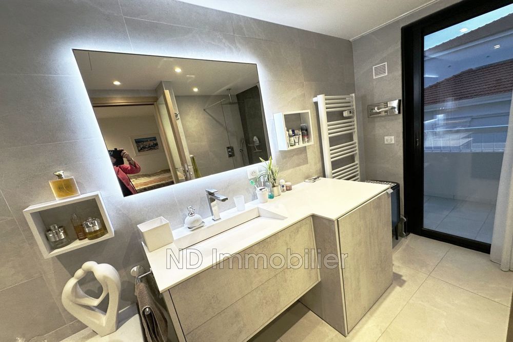 � vendre  Appartement Cannes (06400)