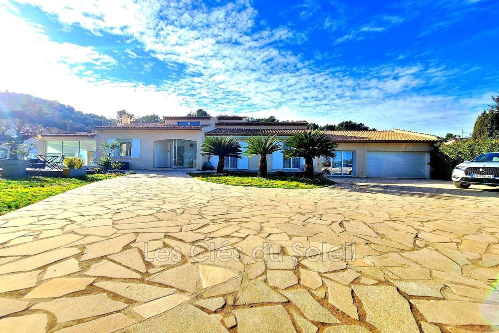 � vendre  Maison Cuers (83390)