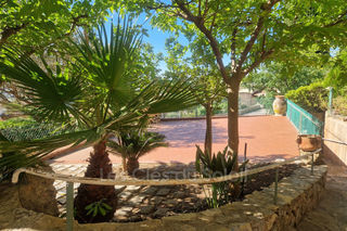  Maison � vendre 4 pi�ces 220 m�