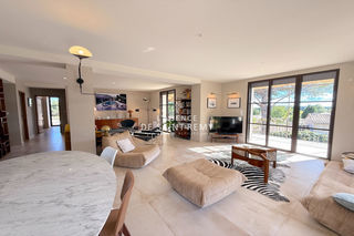  Maison � vendre 9 pi�ces 302 m�