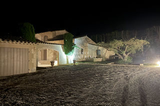  Maison � vendre 7 pi�ces 210 m�