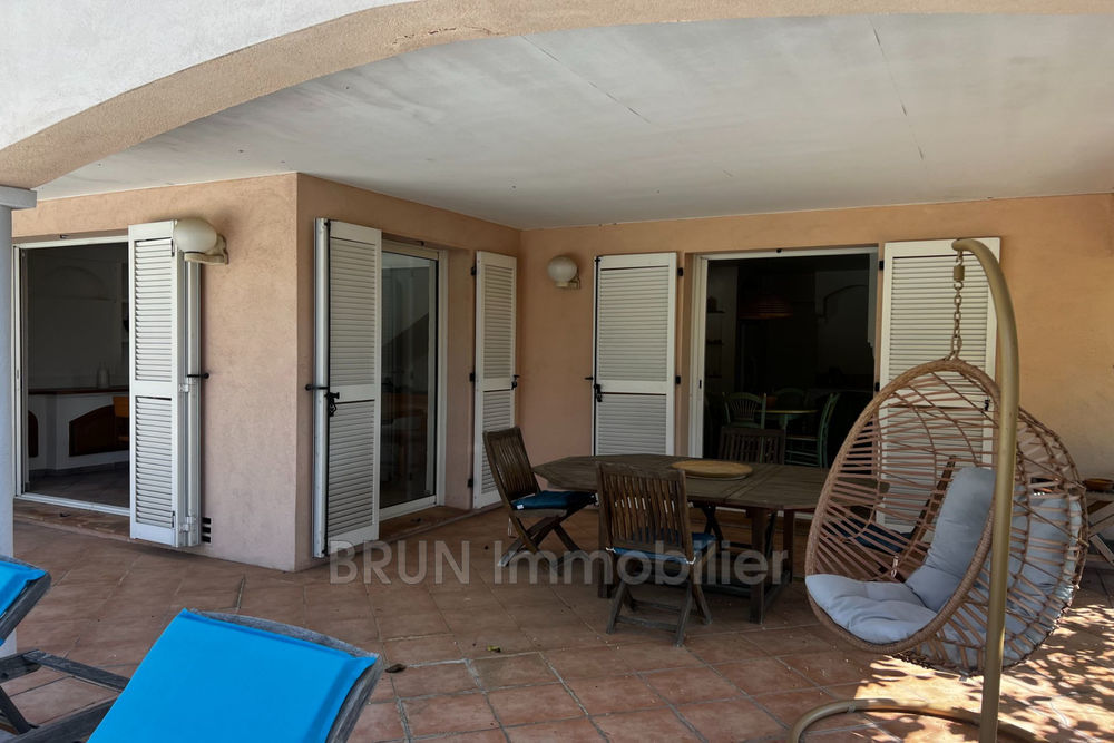 � vendre  Maison Antibes (06600)