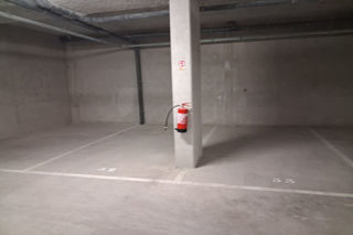  Parking / Garage � vendre 13 m�