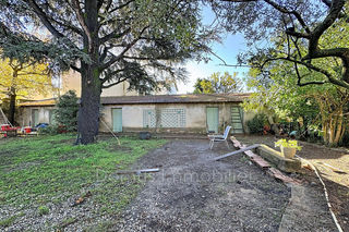  Maison � vendre 15 + pi�ces 323 m�