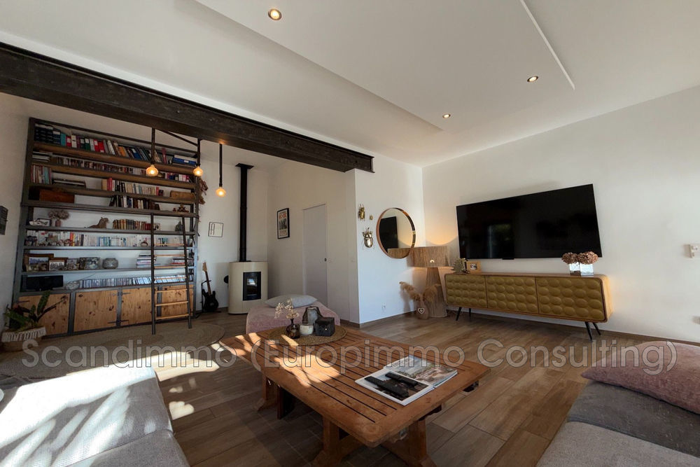 � vendre  Maison Carqueiranne (83320)